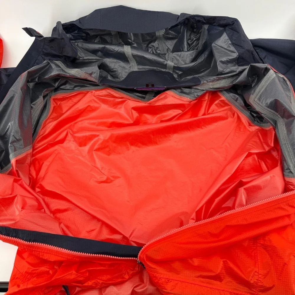 Patagonia Houdini Jacket Mens M Red Black Hooded Lightweight Nylon